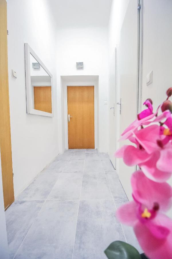 Comfort Quad Room Hn Wien Eksteriør bilde